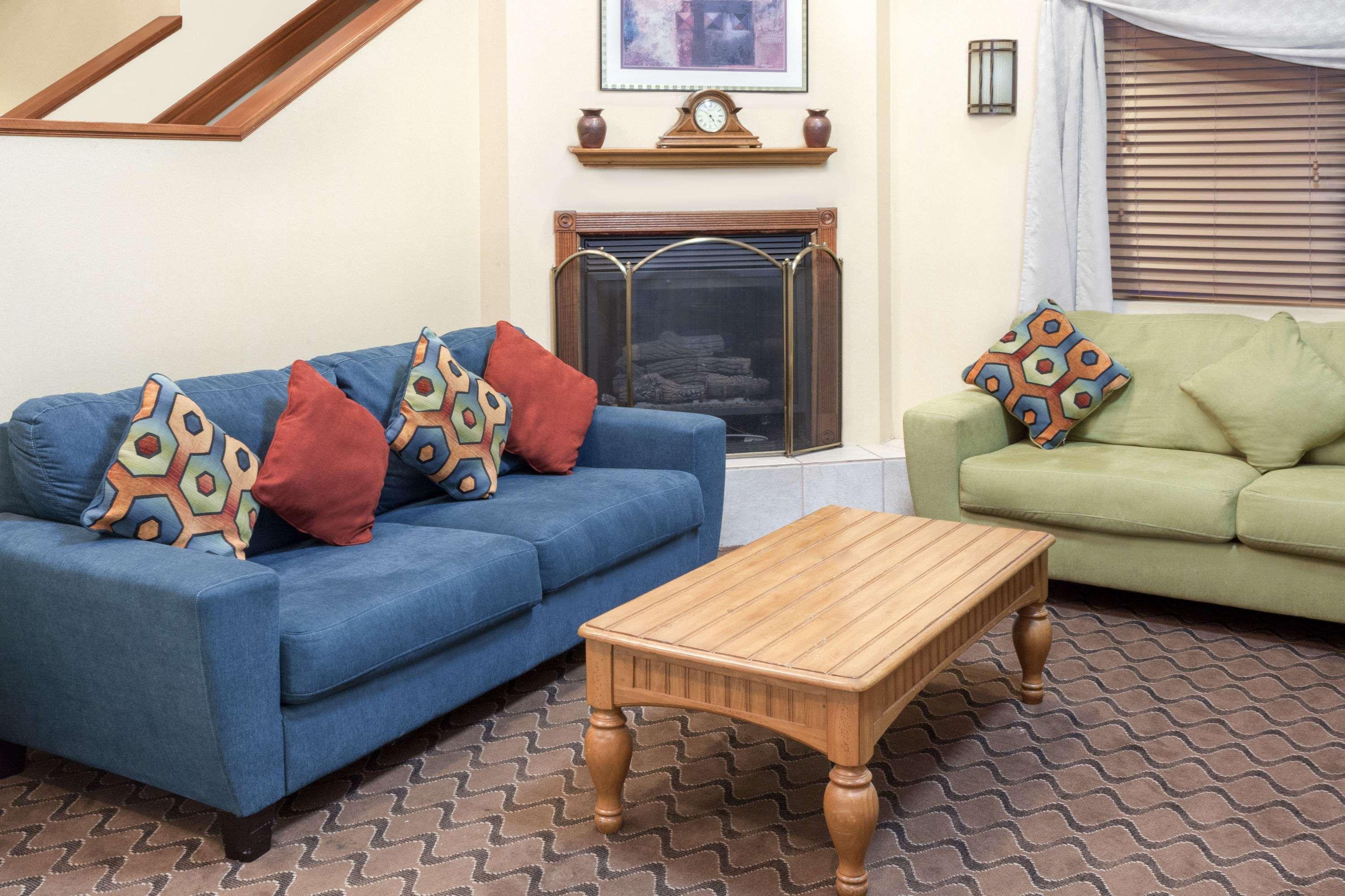 Baymont By Wyndham Fort Wayne Buitenkant foto
