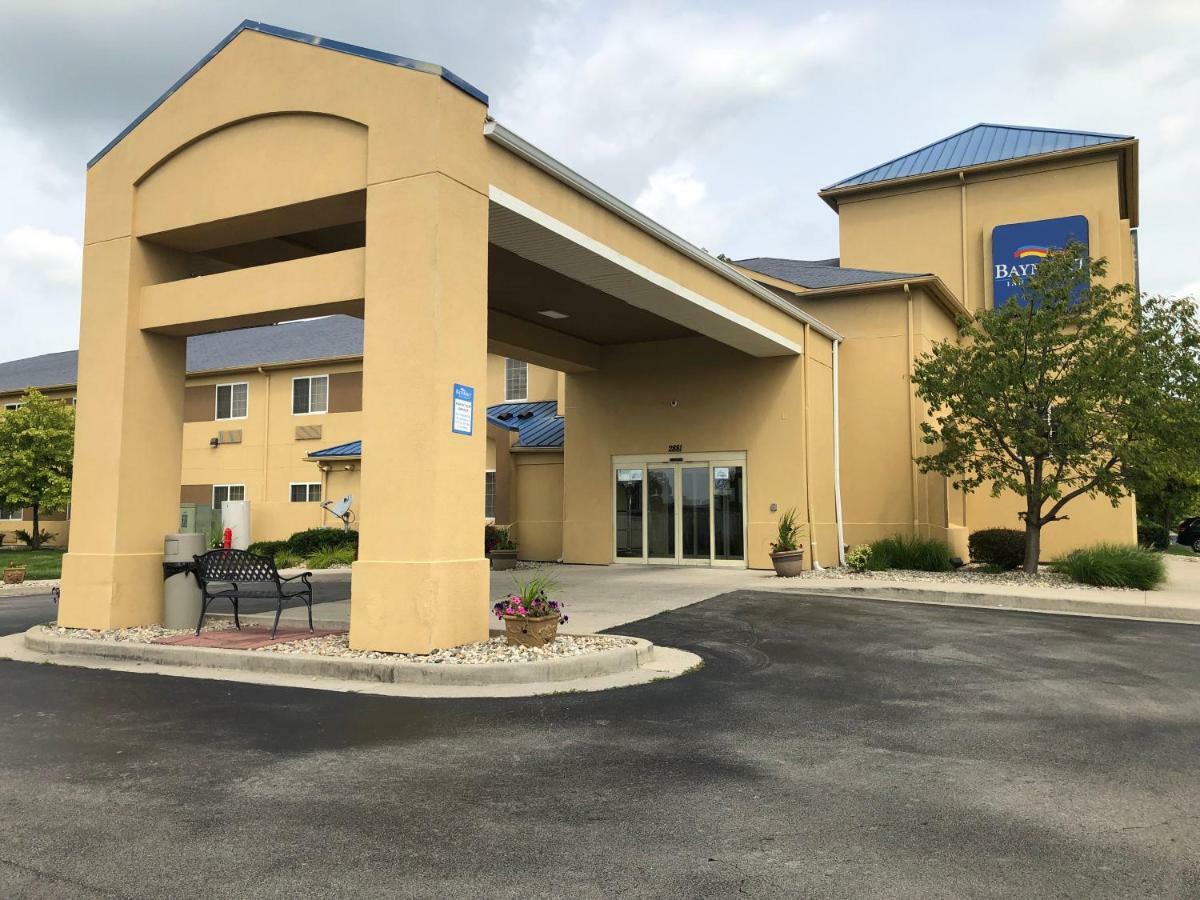 Baymont By Wyndham Fort Wayne Buitenkant foto